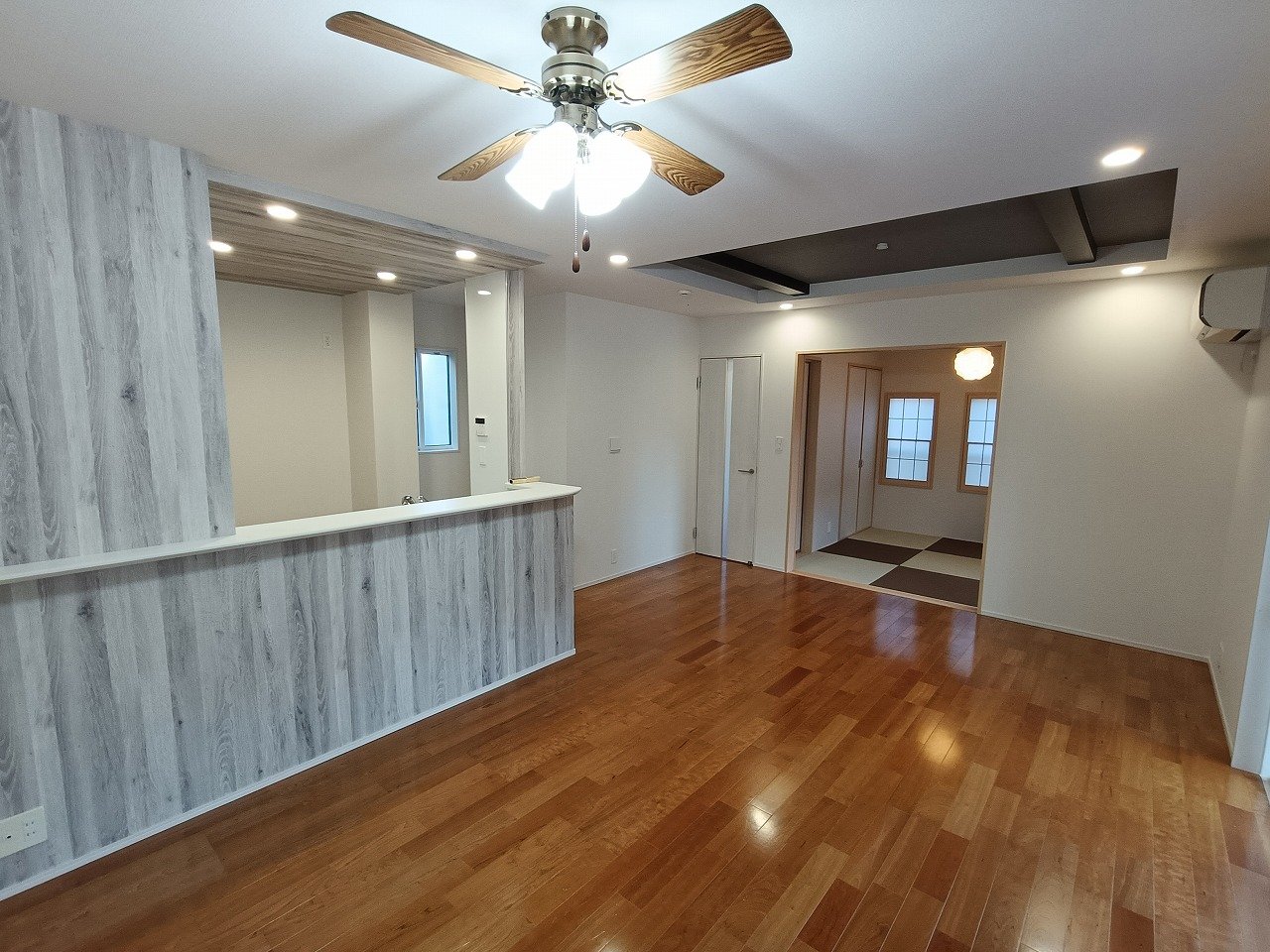 リビング横の和室は有効にご利用出来ます