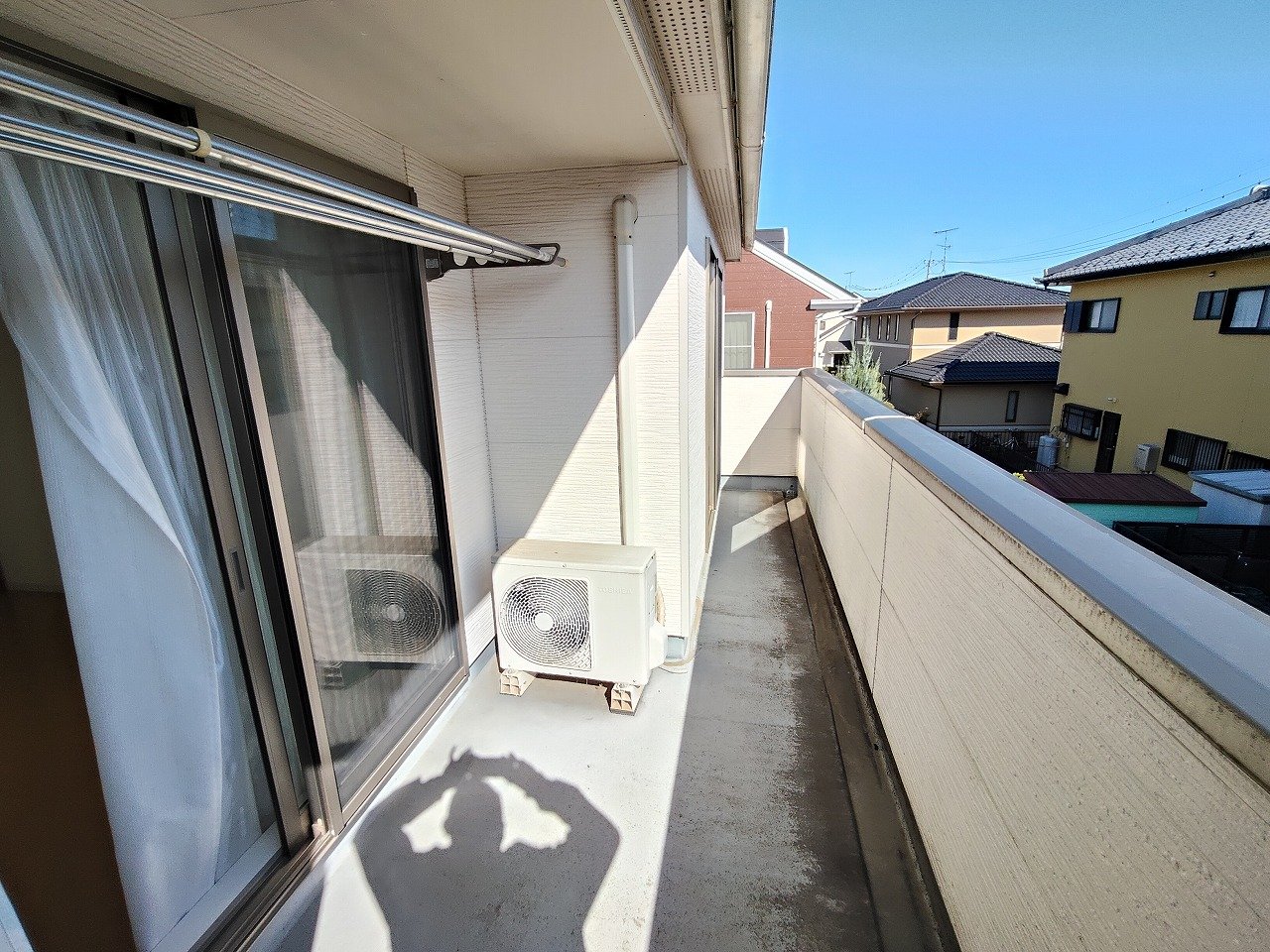 2部屋から行き来できるバルコニー♪