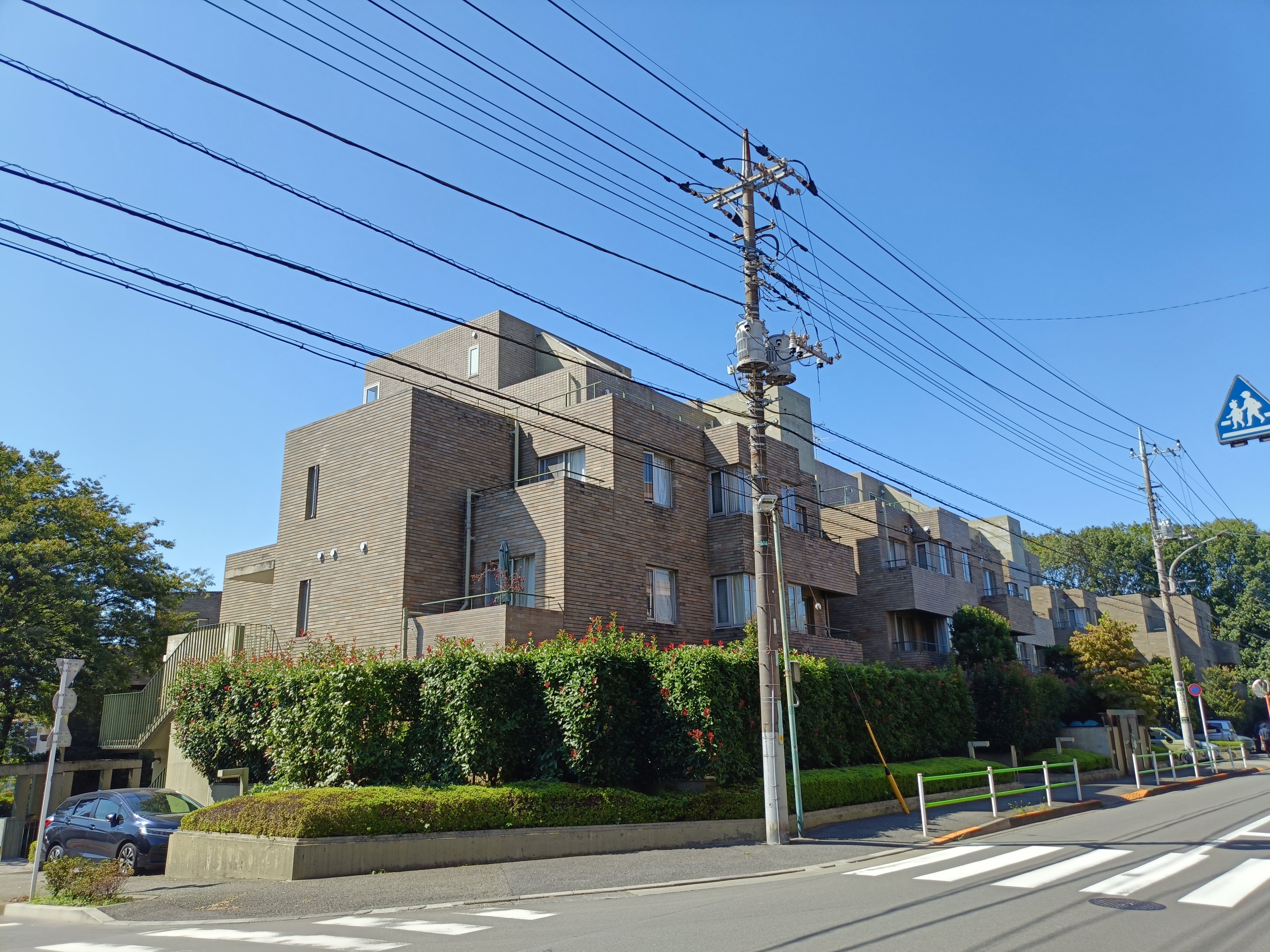 メゾネットタイプ でマンション・戸建て　それぞれの良さを持ち合わせています！