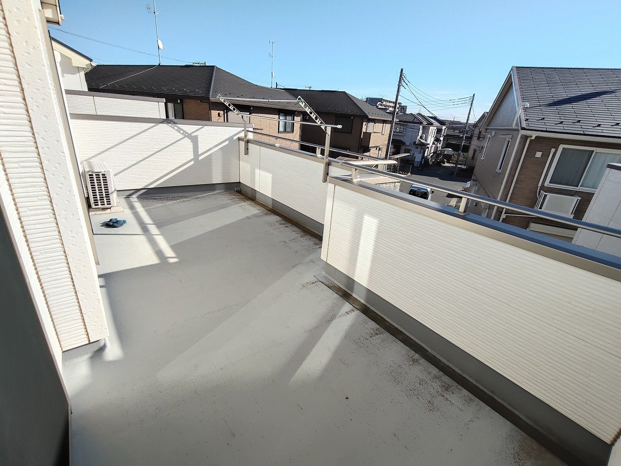 2部屋から行き来できるワイドバルコニー♪