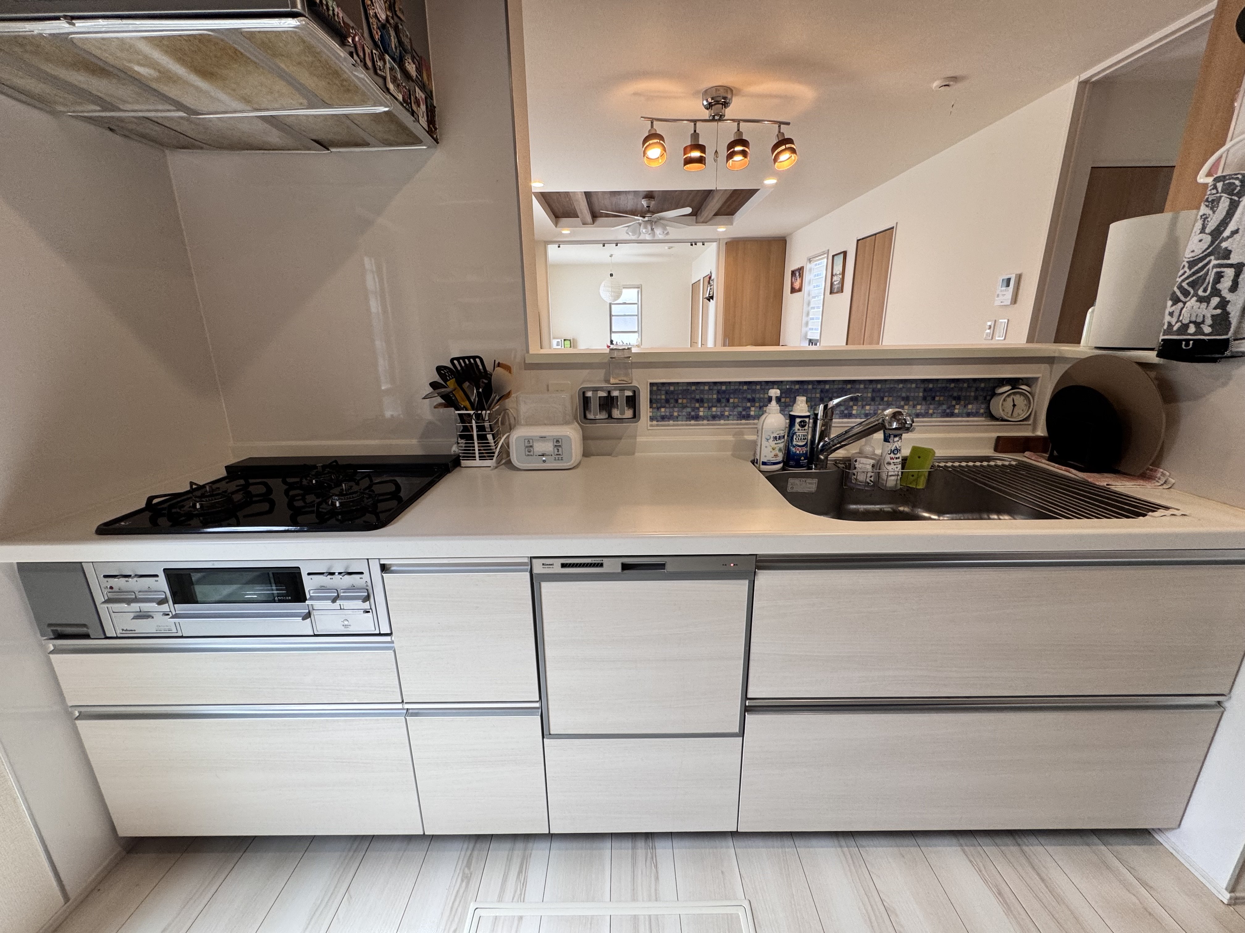 ママも安心◎対面キッチンで家族と会話しながらのお料理も楽しい♪