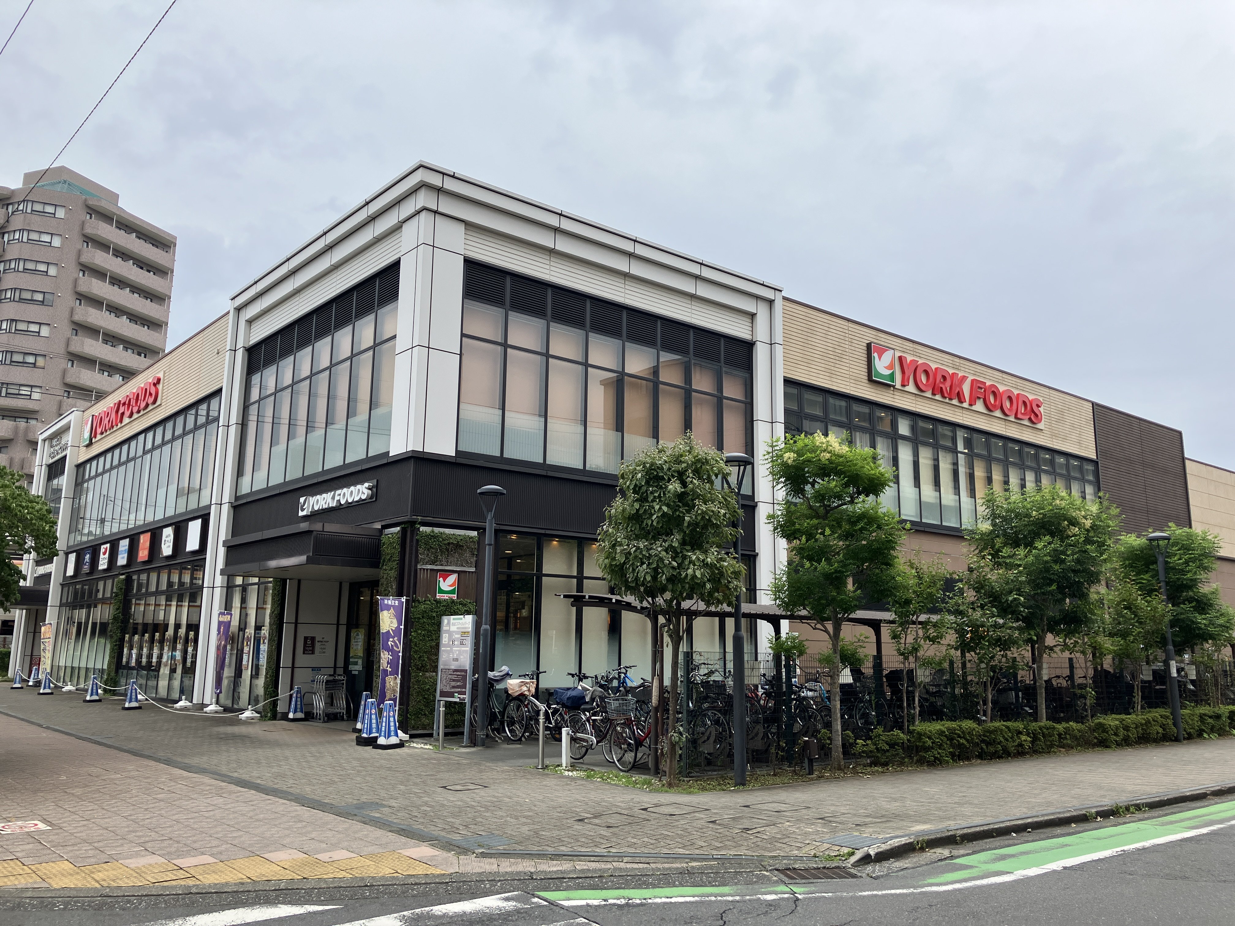 ヨークフーズ小手指店まで370ｍ