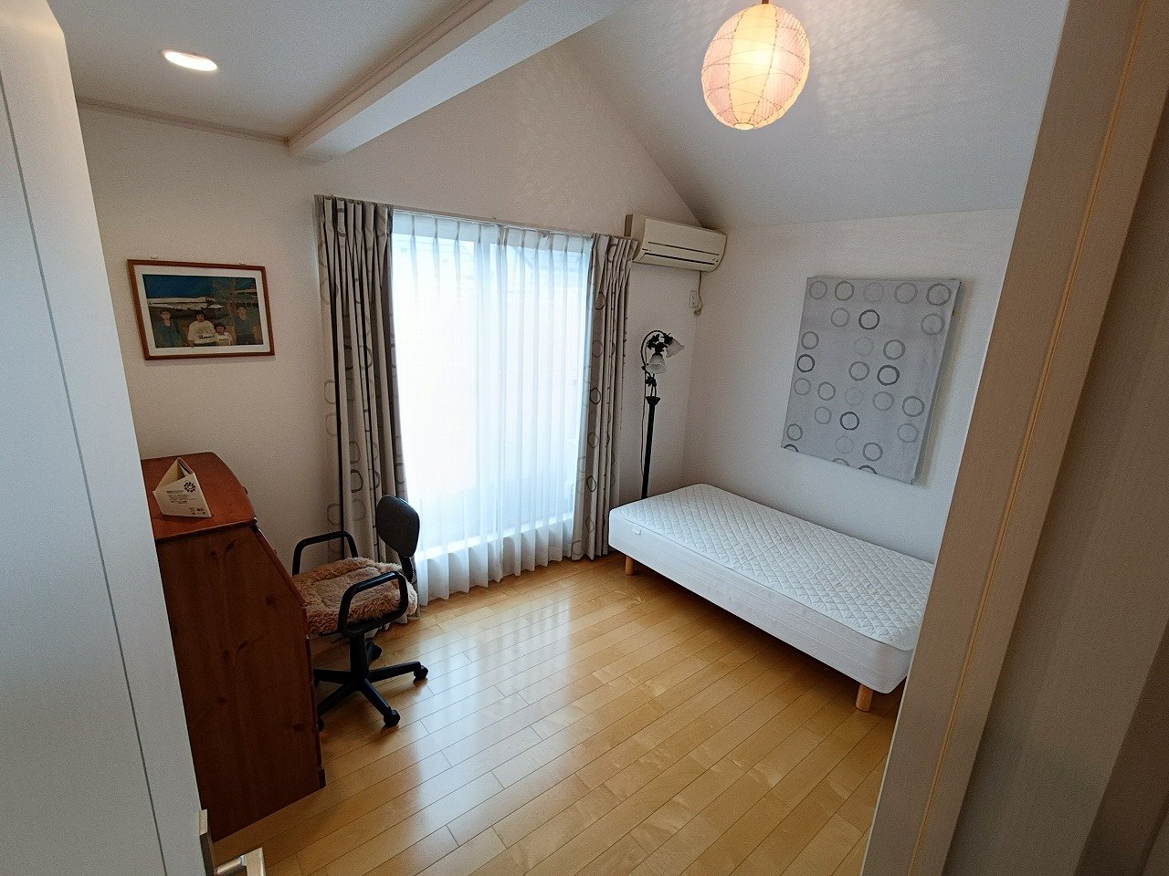 ロフト付きの洋室は6帖◎