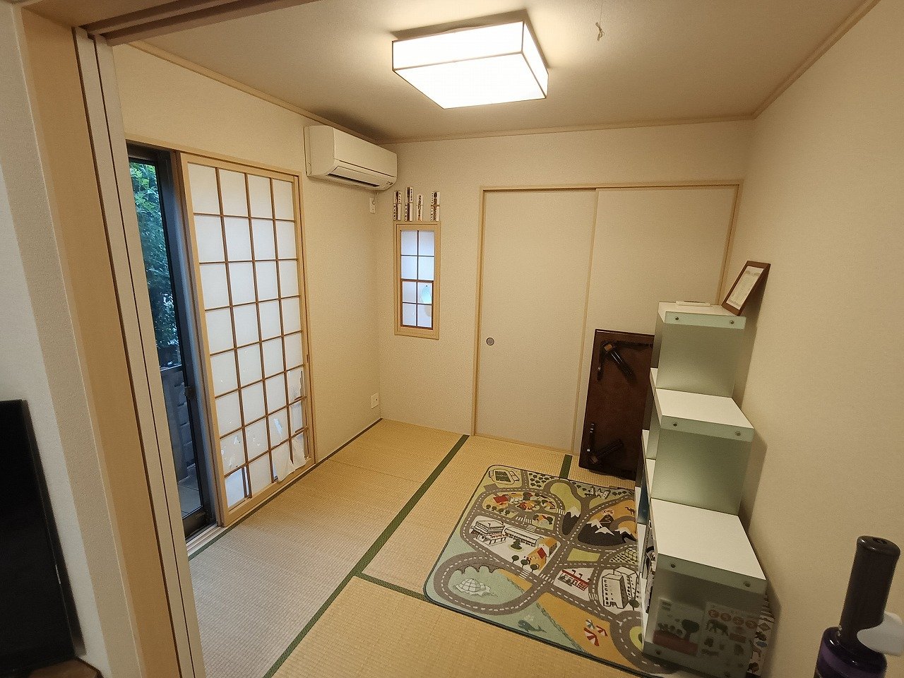 家族の団らんにも、来客対応にも便利な和室