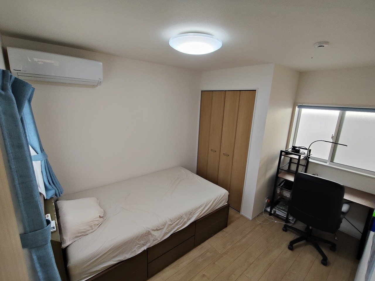 2階北側5.25帖洋室